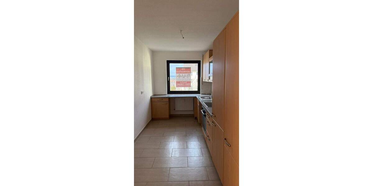 sanierte 3-Zimmer-Mietwohnung mit Südbalkon in zentraler Lage im Musikerviertel & Rathausplatz 3 zimmer