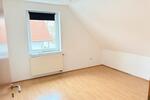 Wohnung mit Balkon, neuer Küche & Bad in Kassel-Niederzwehren 6 zimmer
