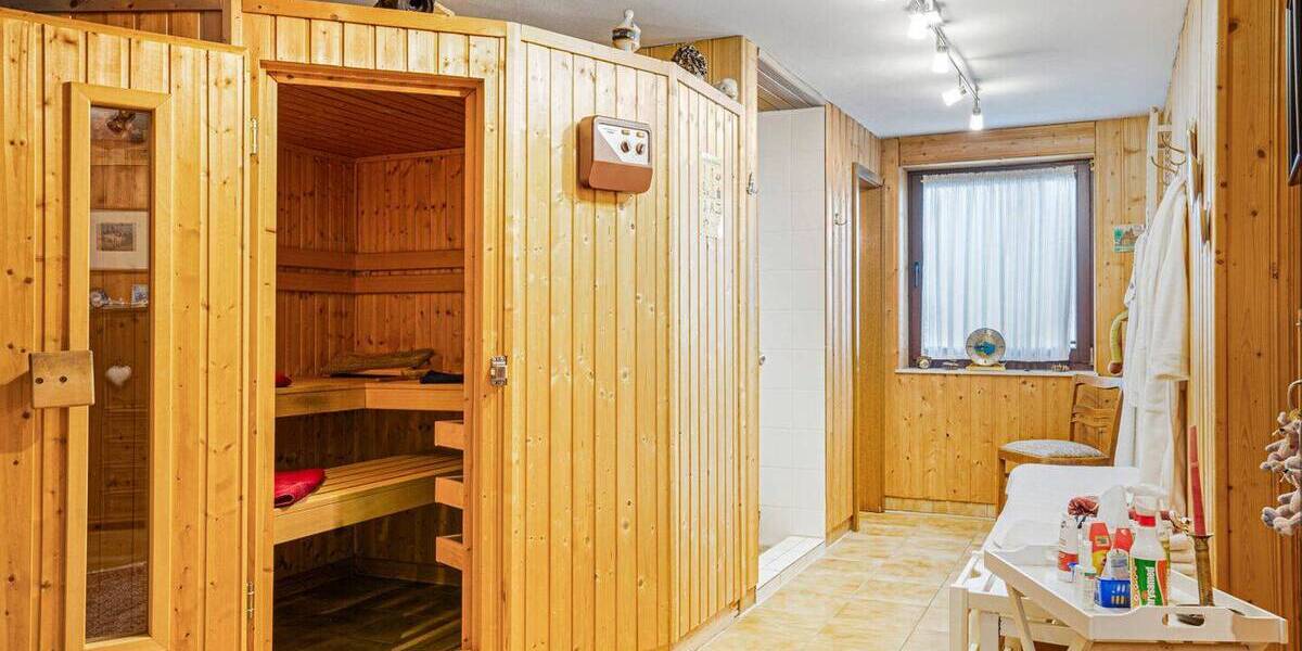 Einfamilienhaus Kassel / Niederzwehren Süsterfeld/Helleböhn - 7 Zimmer, 268 m&sup2;, 769.000&euro; | Angebot:26308833