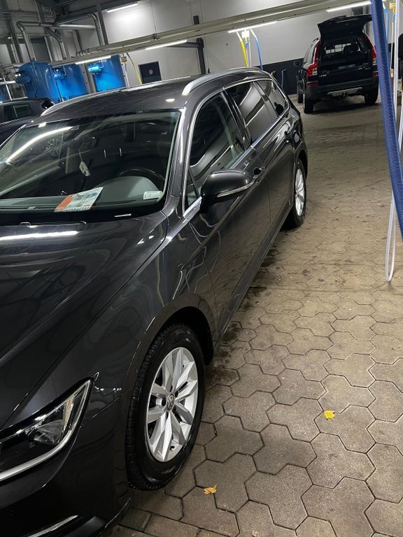VW Passat 143.200 km 16.500 € Kassel 34125