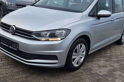 VW Touran 140.610 km 11.950 &euro; Calden 34379
