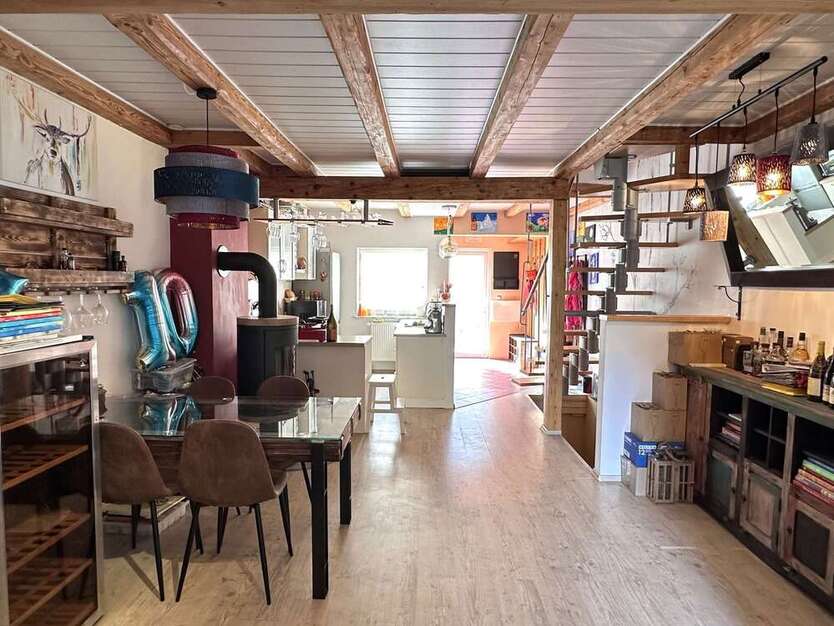 Haus zum Kaufen in Kassel 349.000 € 130 m²