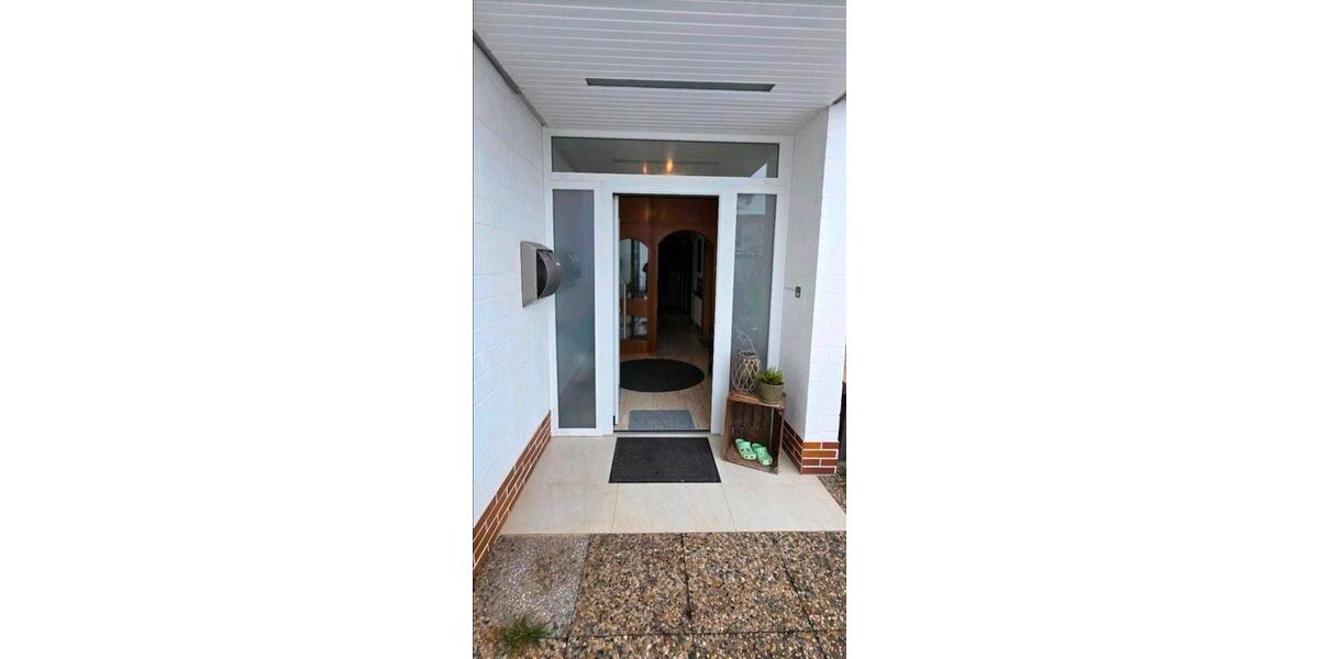 Etagenwohnung Baunatal - 3 Zimmer, 100 m&sup2;, 900&euro; | Angebot:25332146