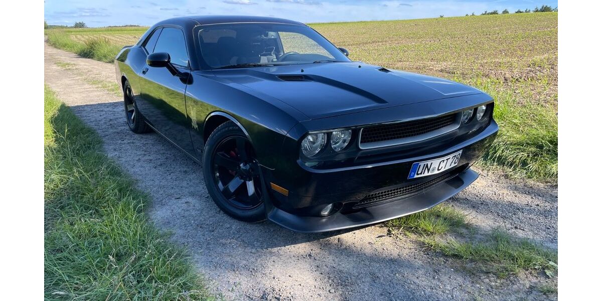 Dodge Challenger 174.000 km 13.800 &euro; Söhrewald 34320