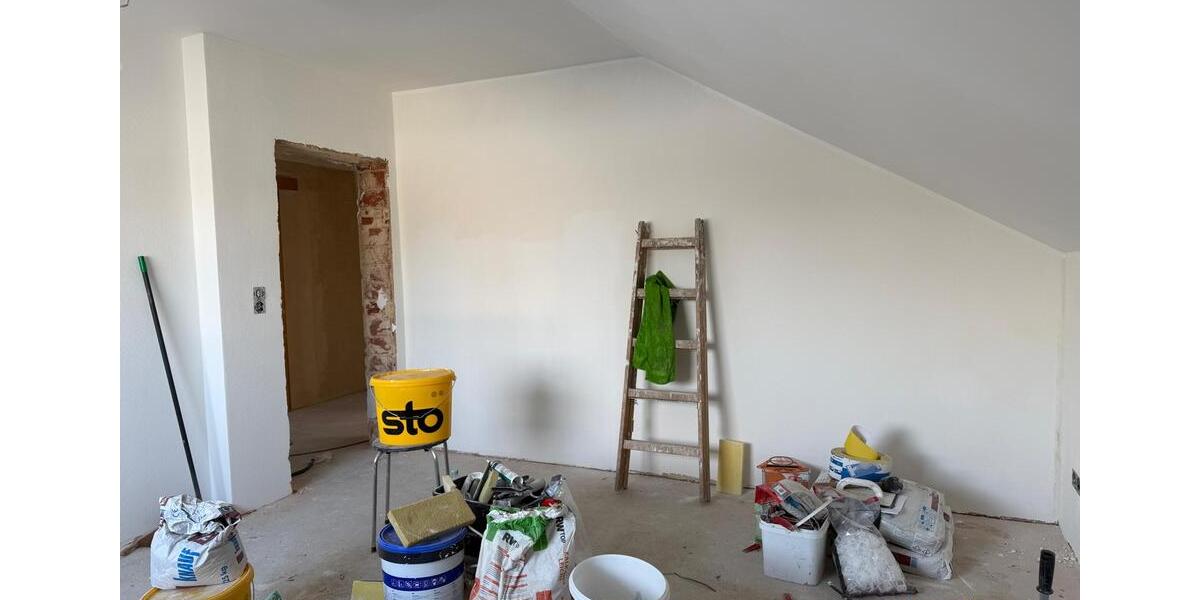 4-ZKB-Dachgeschosswohnung – Erstbezug nach Sanierung 4 zimmer