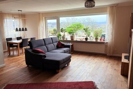 Über den Dächern von Kassel: Oberstes Geschoss mit Panoramablick 4 zimmer