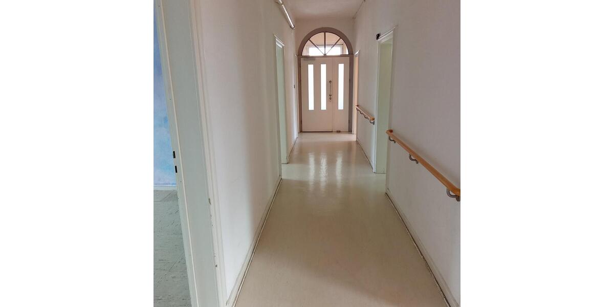 Etagenwohnung Kassel Niederzwehren - 5 Zimmer, 120 m&sup2;, 600&euro; | Angebot:26375812