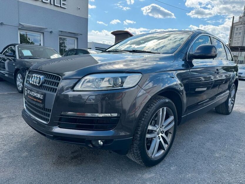Q7