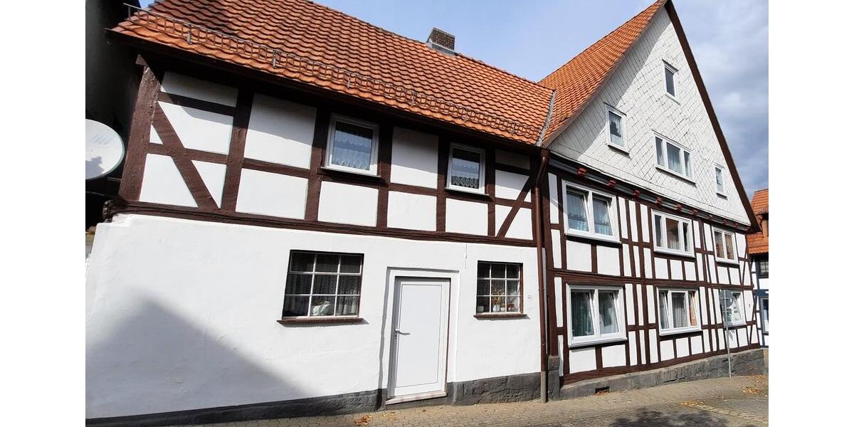 Fachwerkhaus, Top-Lage, viel Platz: jetzt modernisieren! zimmer