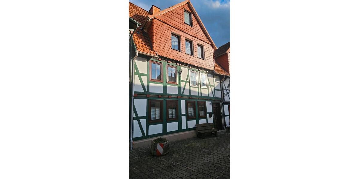 Reihenhaus Witzenhausen Blickershausen - 7 Zimmer, 180 m&sup2;, 110.000&euro; | Angebot:25784025